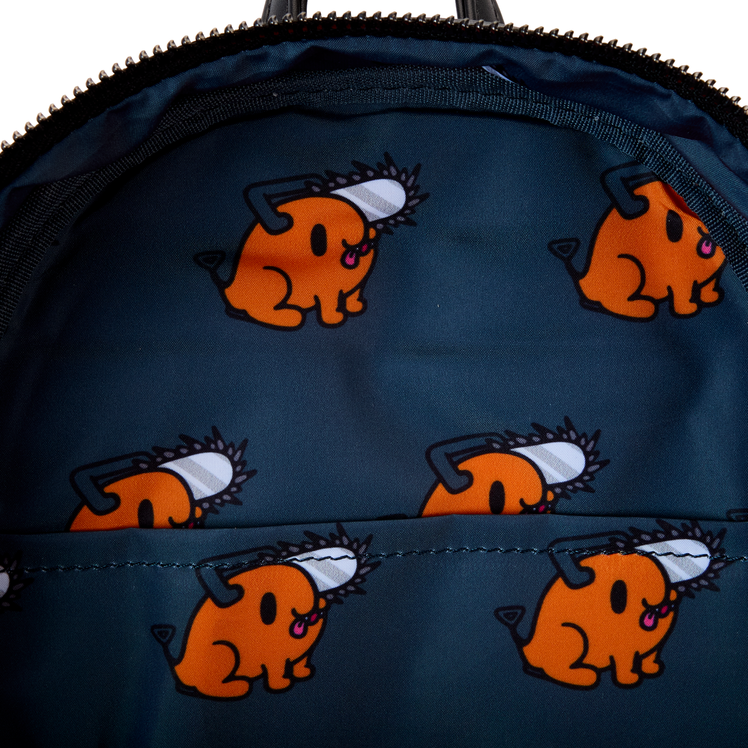 CHMBK0001-LFCRCHAINSAWMANPOCHITAPLUSHCOSPLAYMINIBACKPACK0482_png