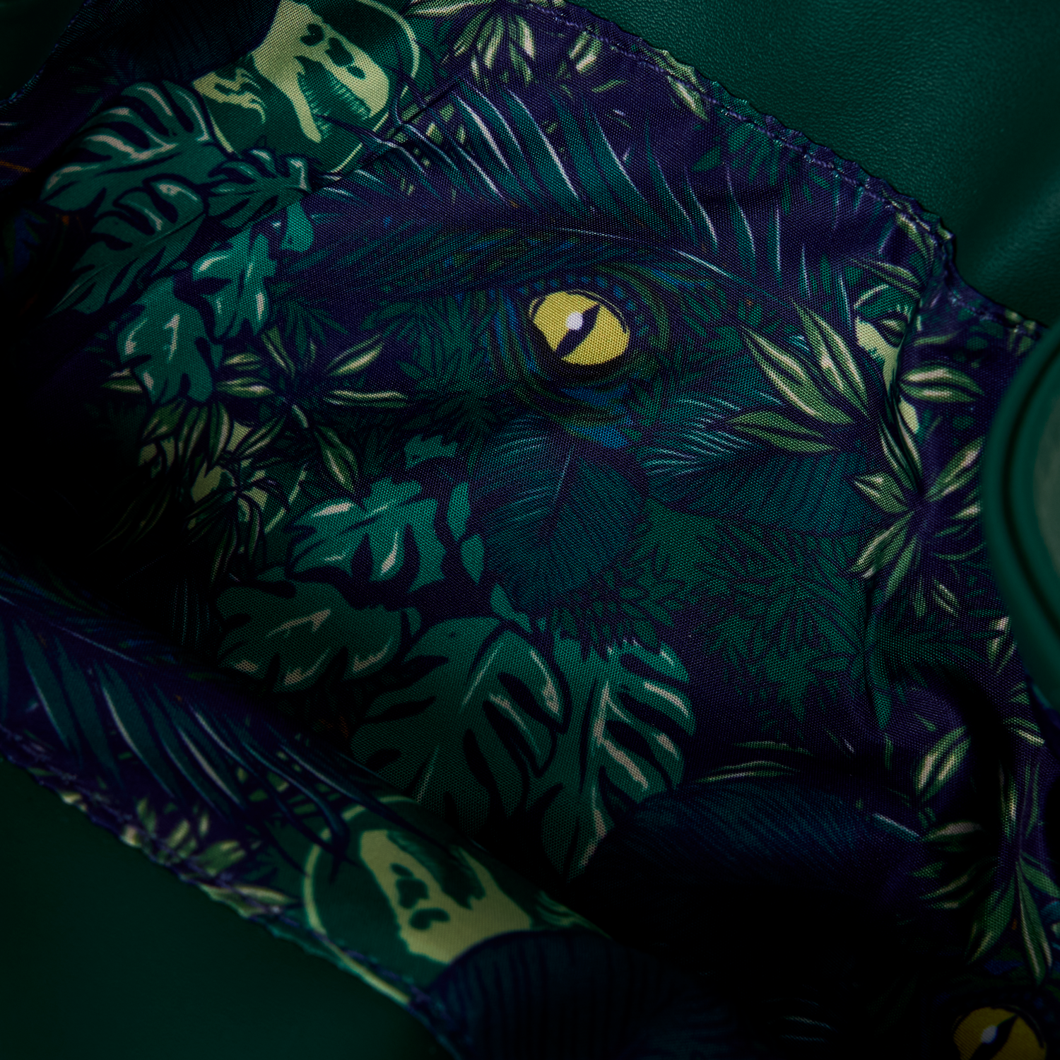 JPBK0027-LFUNIVERSALJURASSICPARKMINIBKPK0630_png