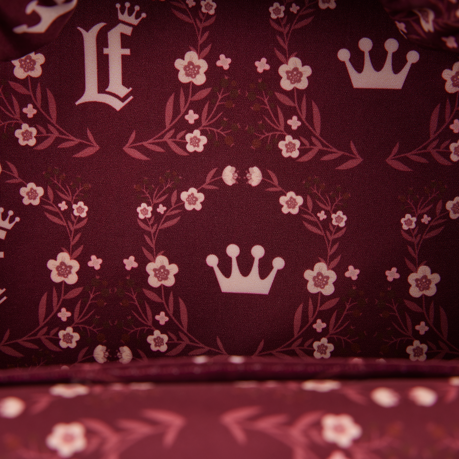 LFTB0661-LFOCT2025INSTOCKSLINGBAGLFBRANDED_209_png