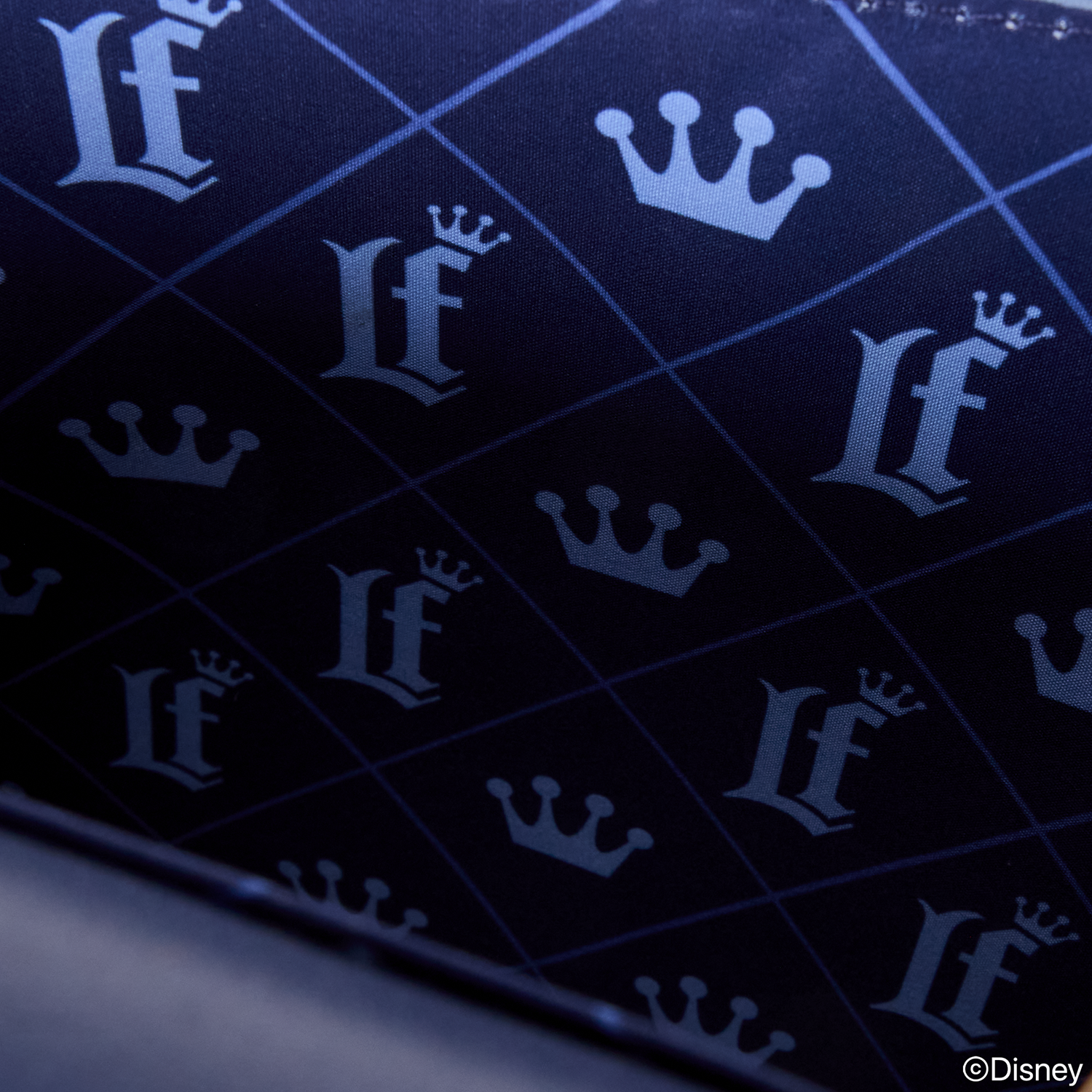 LFTB0668-LFBRANDEDDENIMCROSSBODY1508_png