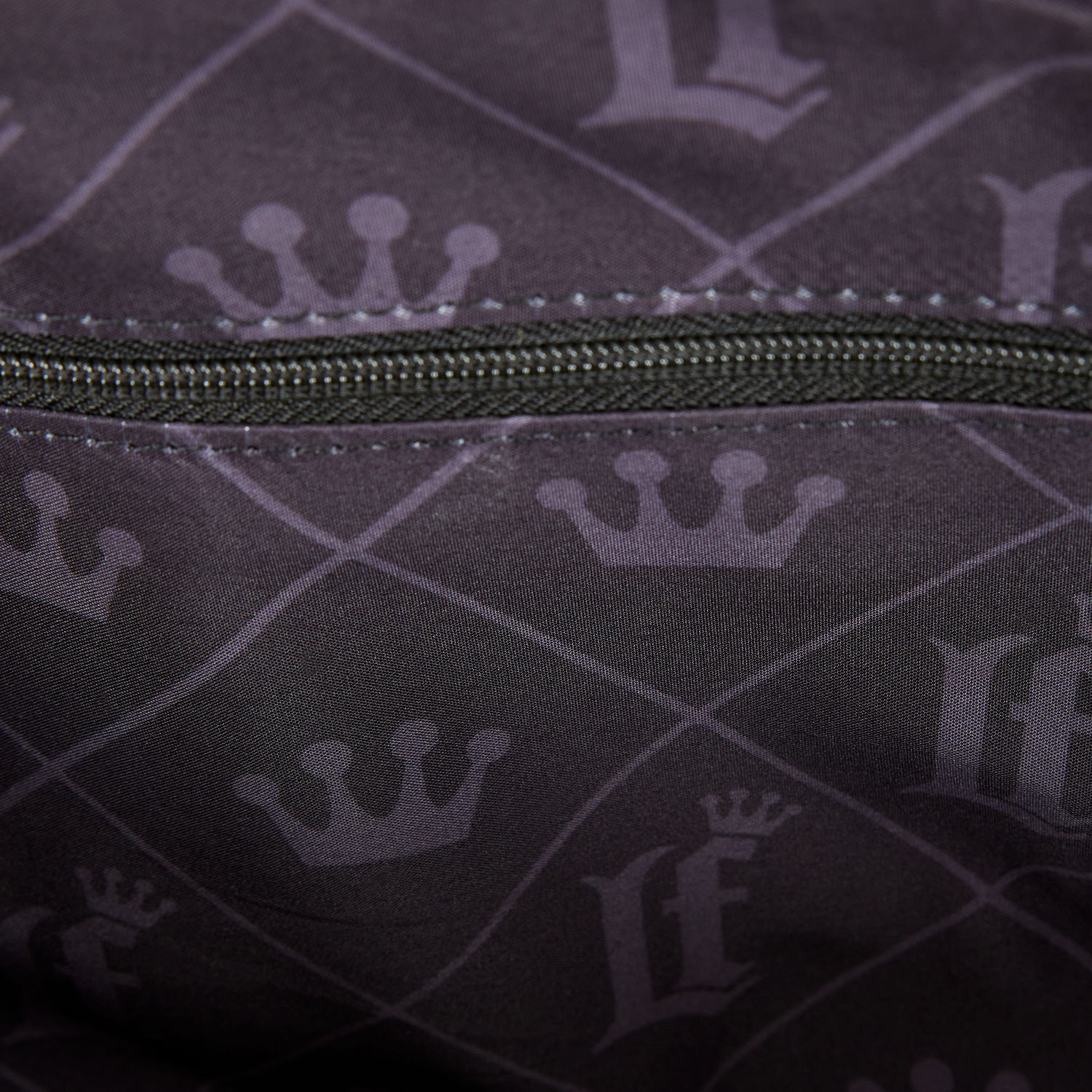 LFTB0681-LFBRANDEDDIADELOSMUERTOSCROSSBODY_232_png