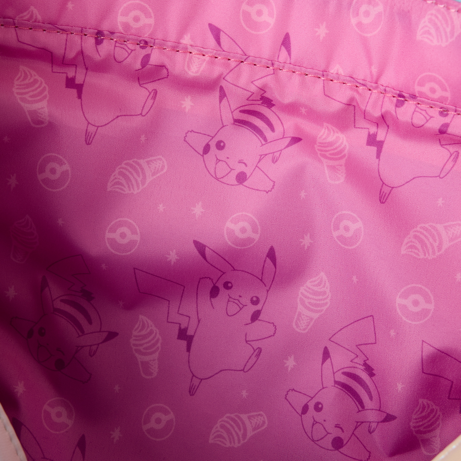 PMTBS0001-LFPOKEMONPIKACHUTOTEWITHCOINBAG0453_png