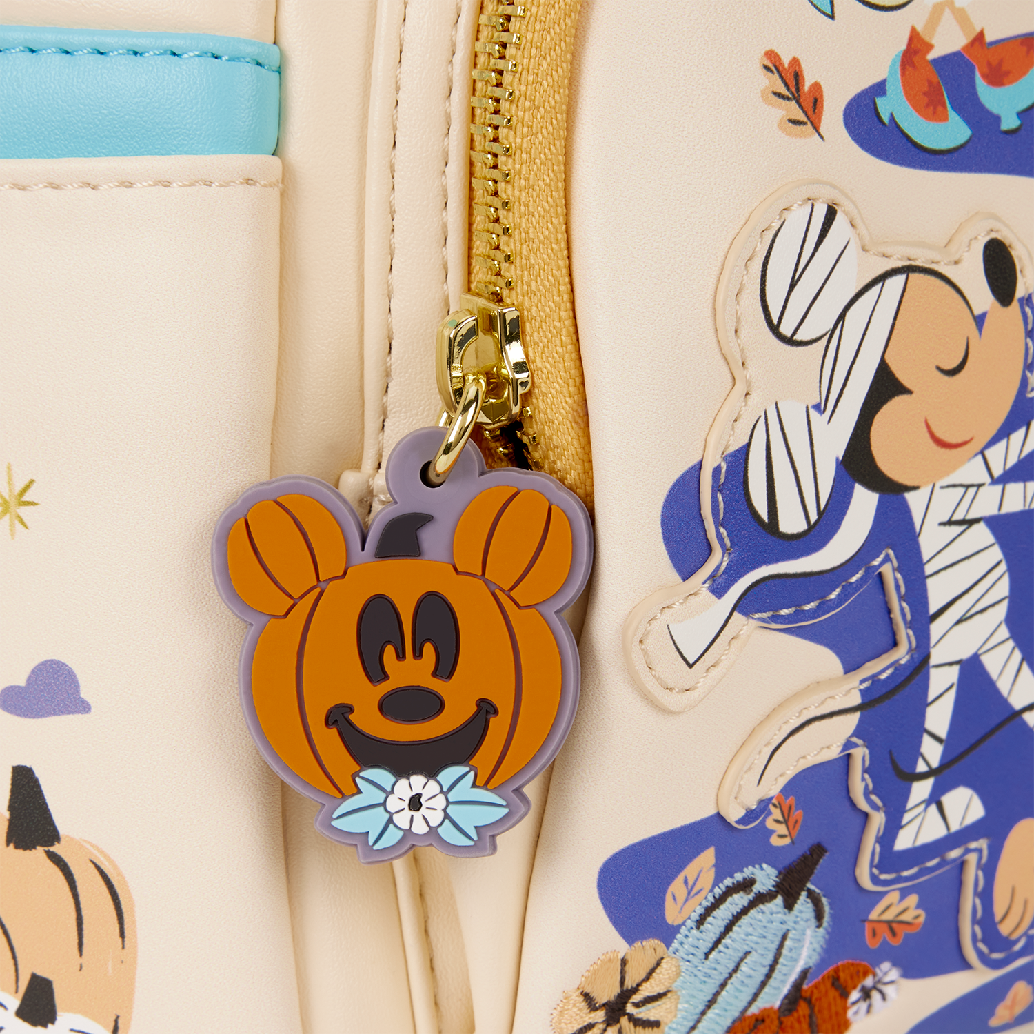 WDBK4171-LFDISNEYMICKEYFRIENDSMINIBACKPACK_750_png