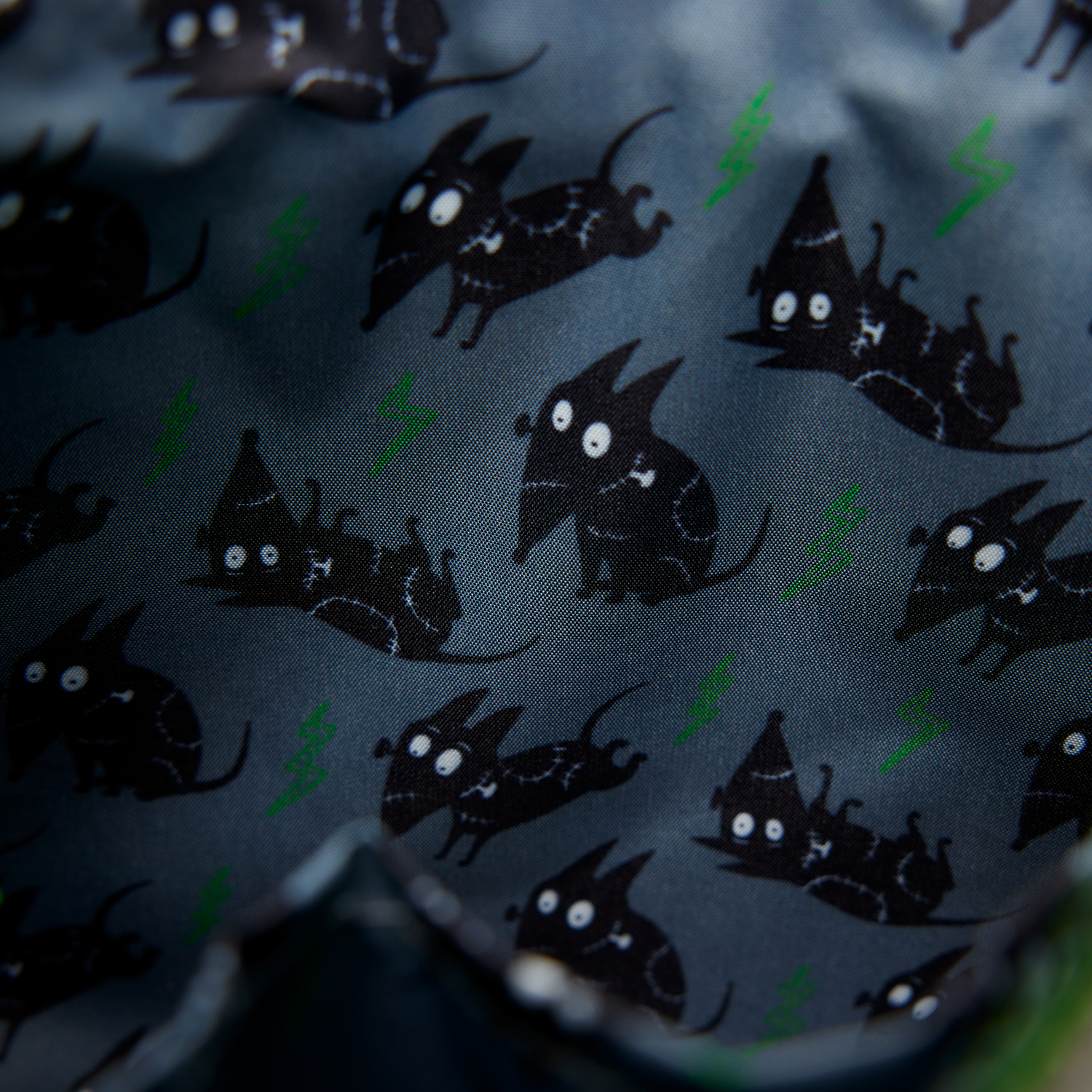 WDTB3350-LFDISNEYFRANKENWEENIECROSSBODY_26_png