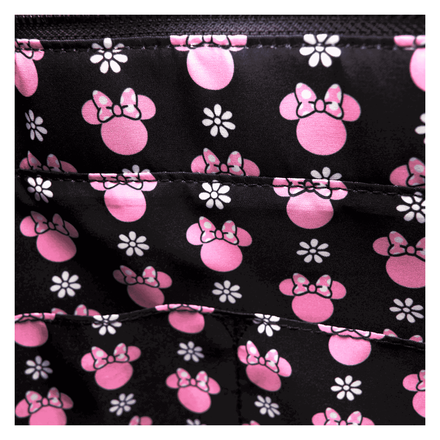 WDTBS0003-LFDISNEYMINNIEFLORALROCKTHEDOTSTOTEWITHCO-0446-_png