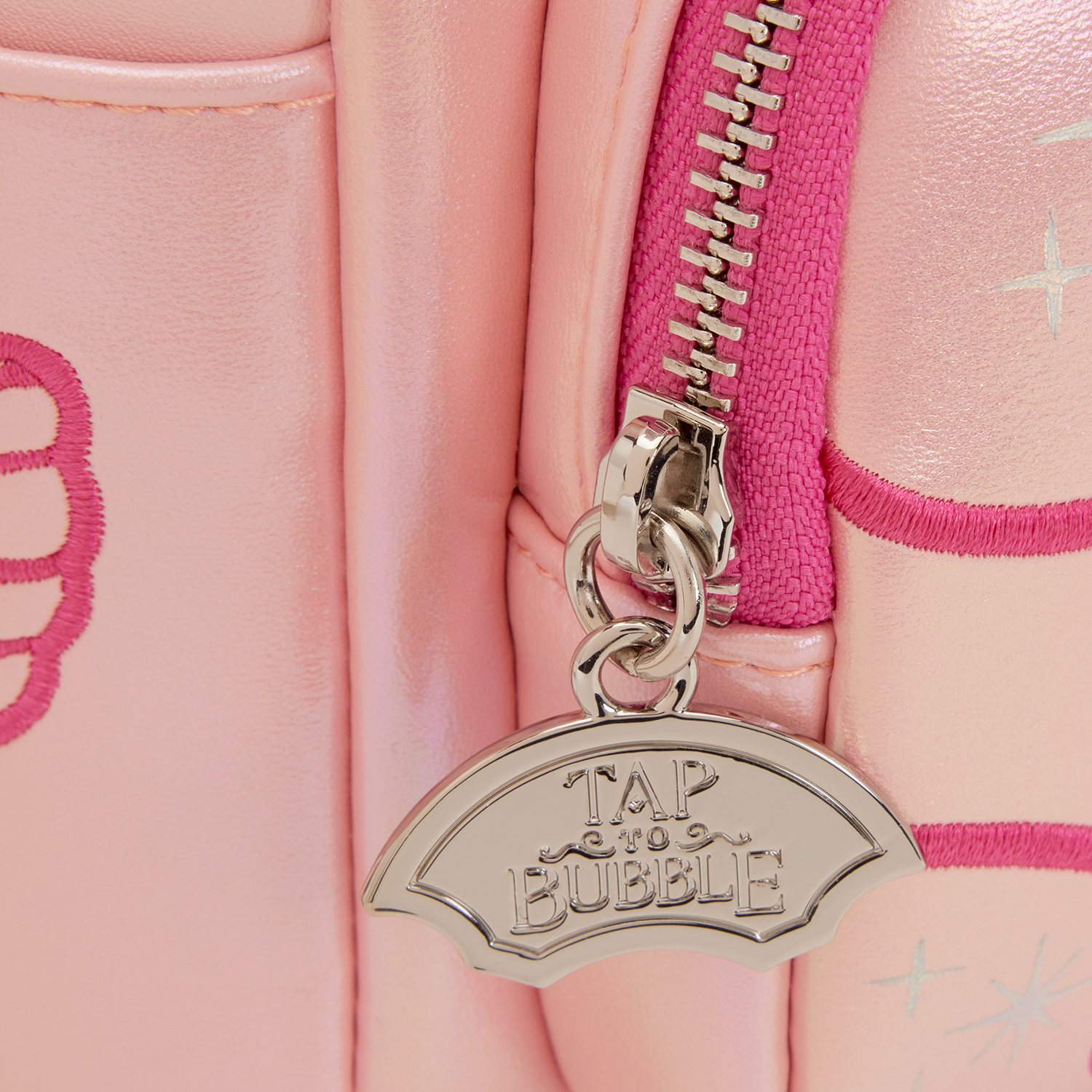 WIBK0005-LFUNIVERSALWICKEDGLINDABALLGOWNMINIBACKPACK_46_png